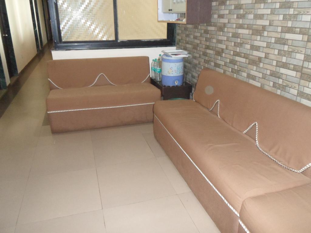 Hotel Rajdeep Inn アーメダバード エクステリア 写真